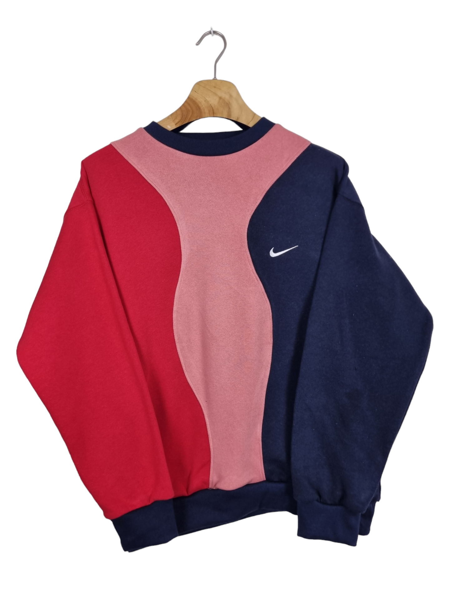 Nike chest swoosh sweater maat M