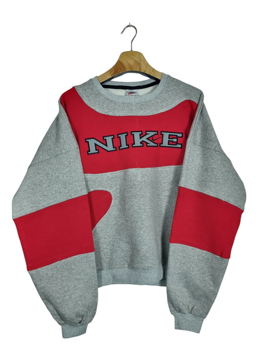 Nike 90s spell out sweater maat L