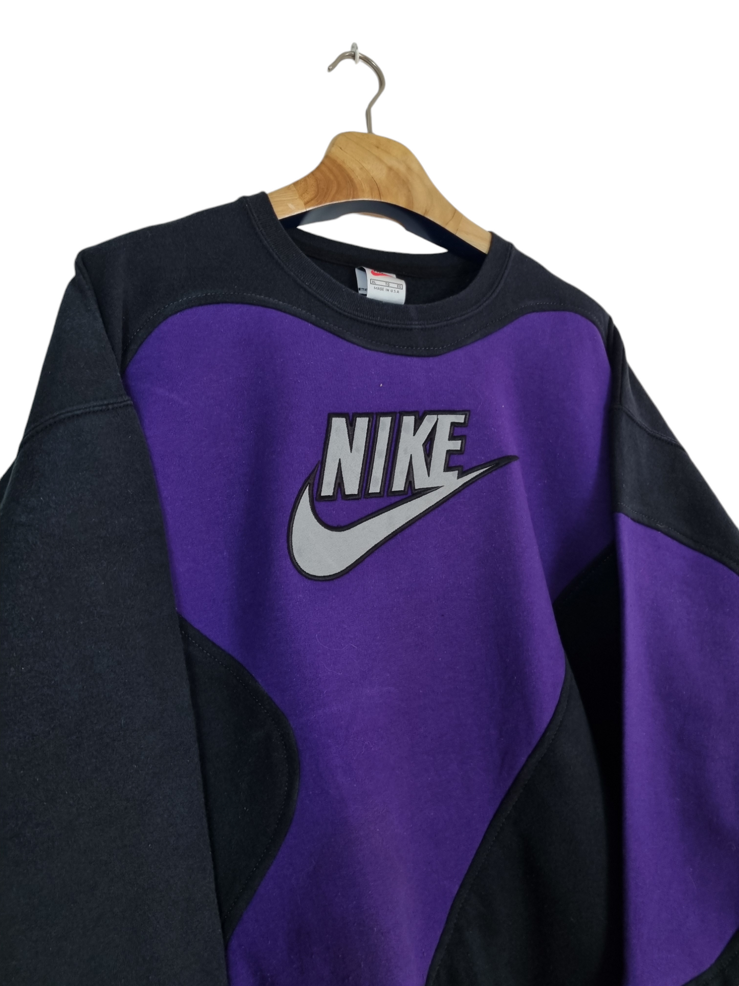 Nike swoosh logo sweater maat M