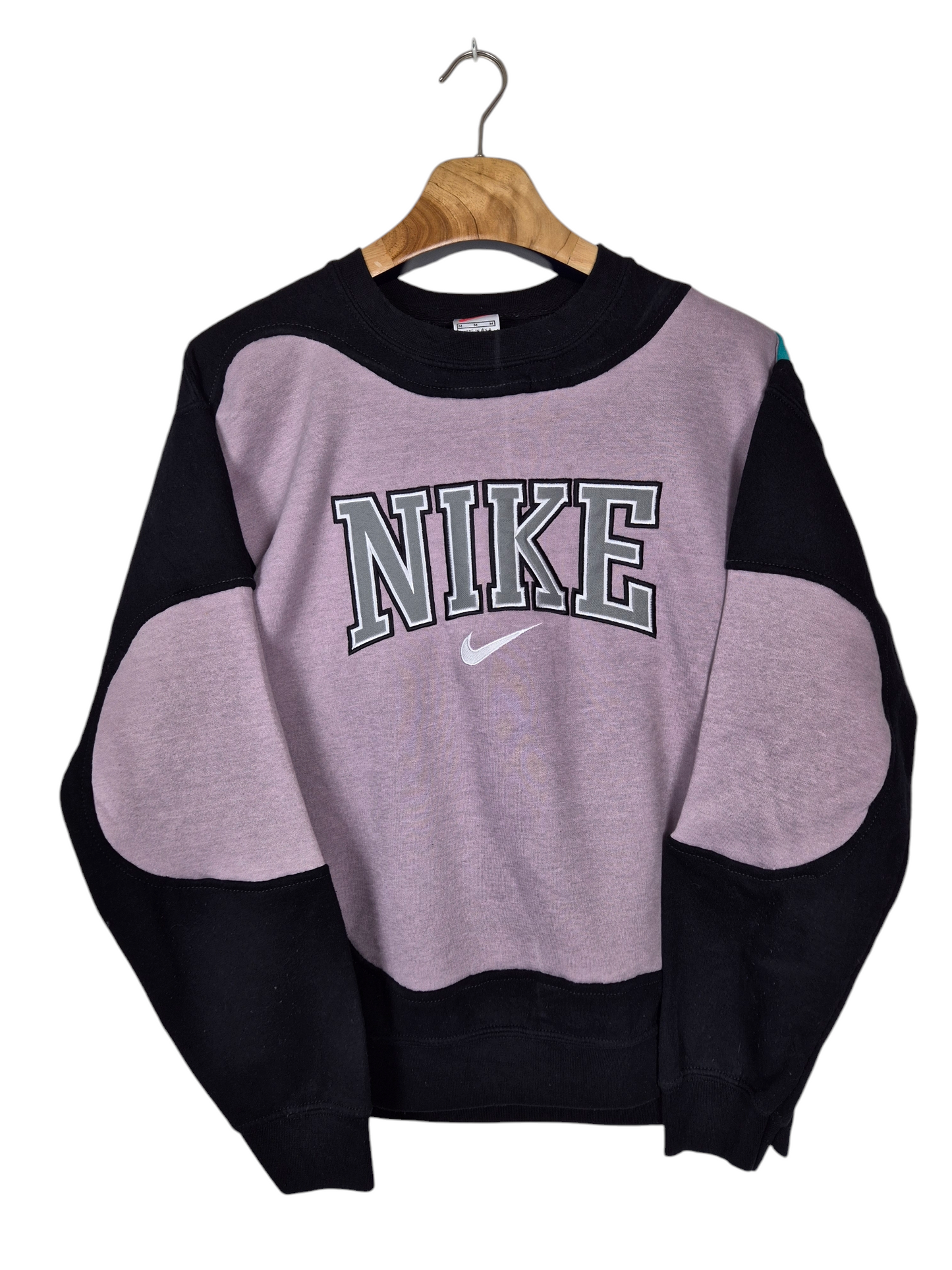 Nike 90s spell out sweater maat M