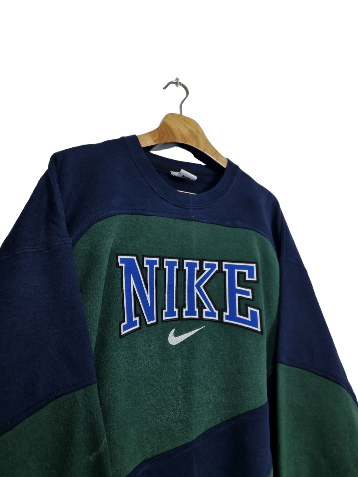 Nike 90s spell out sweater maat L