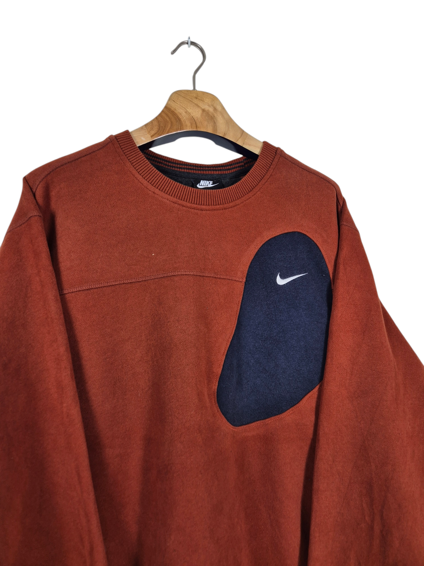 Nike chest swoosh sweater maat XL