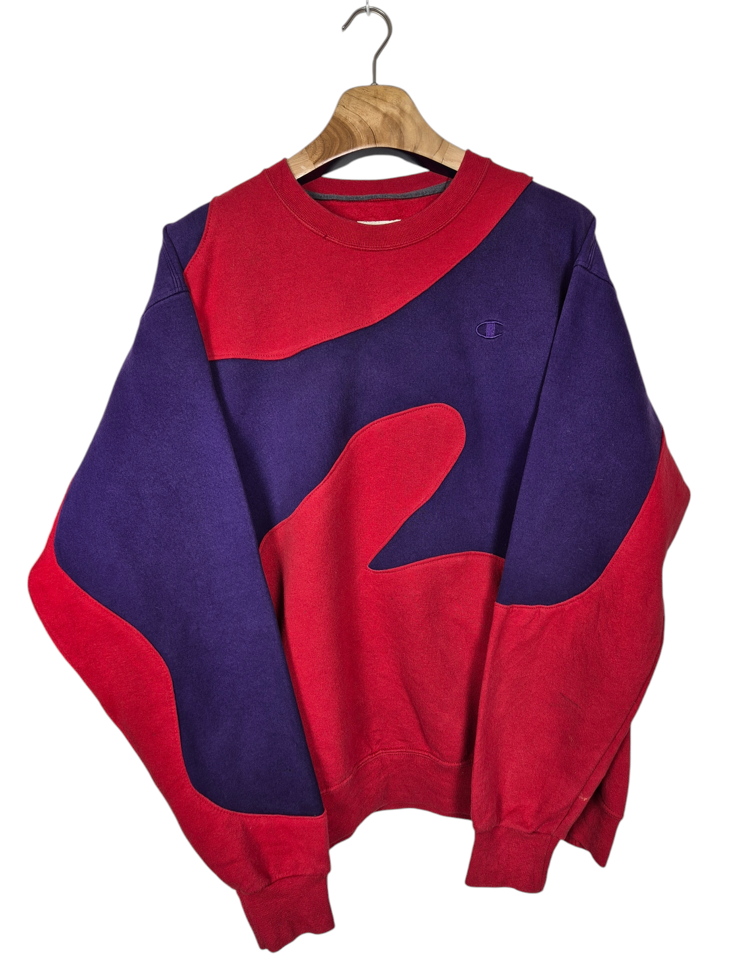 Champion chest logo sweater maat L