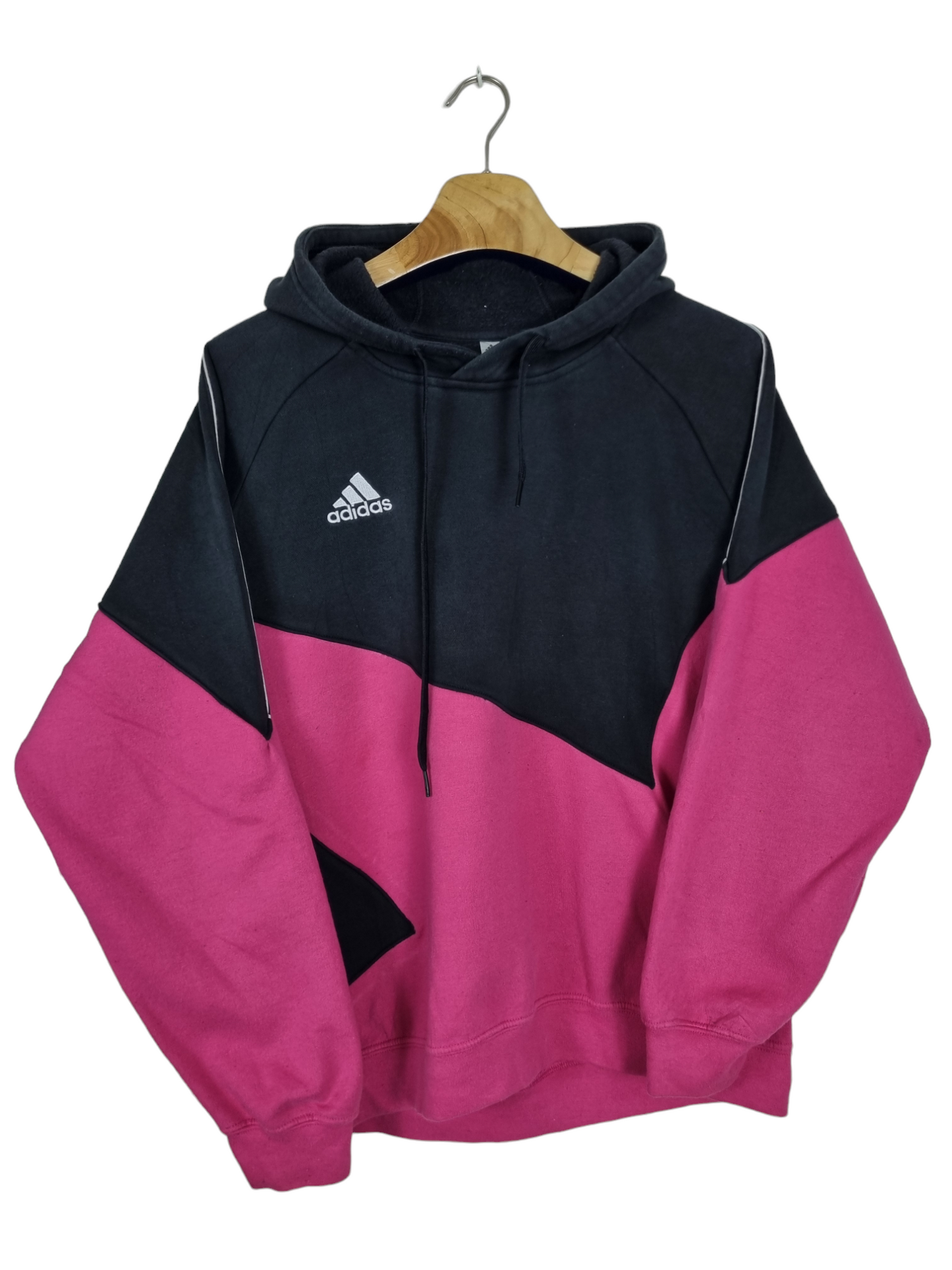 Adidas chest logo hoodie maat M