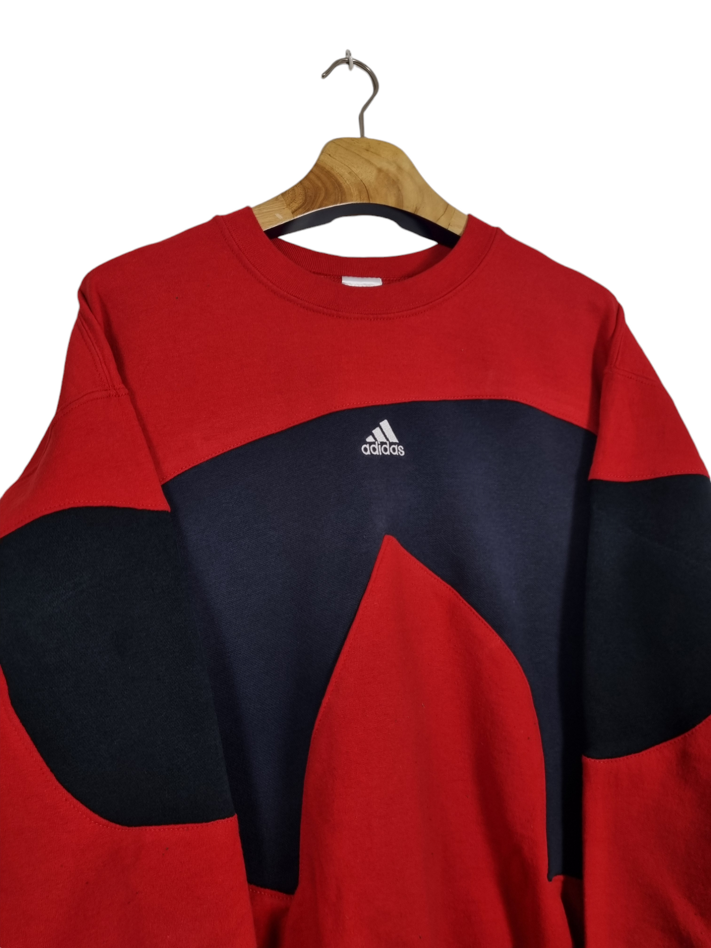 Adidas center logo sweater maat M