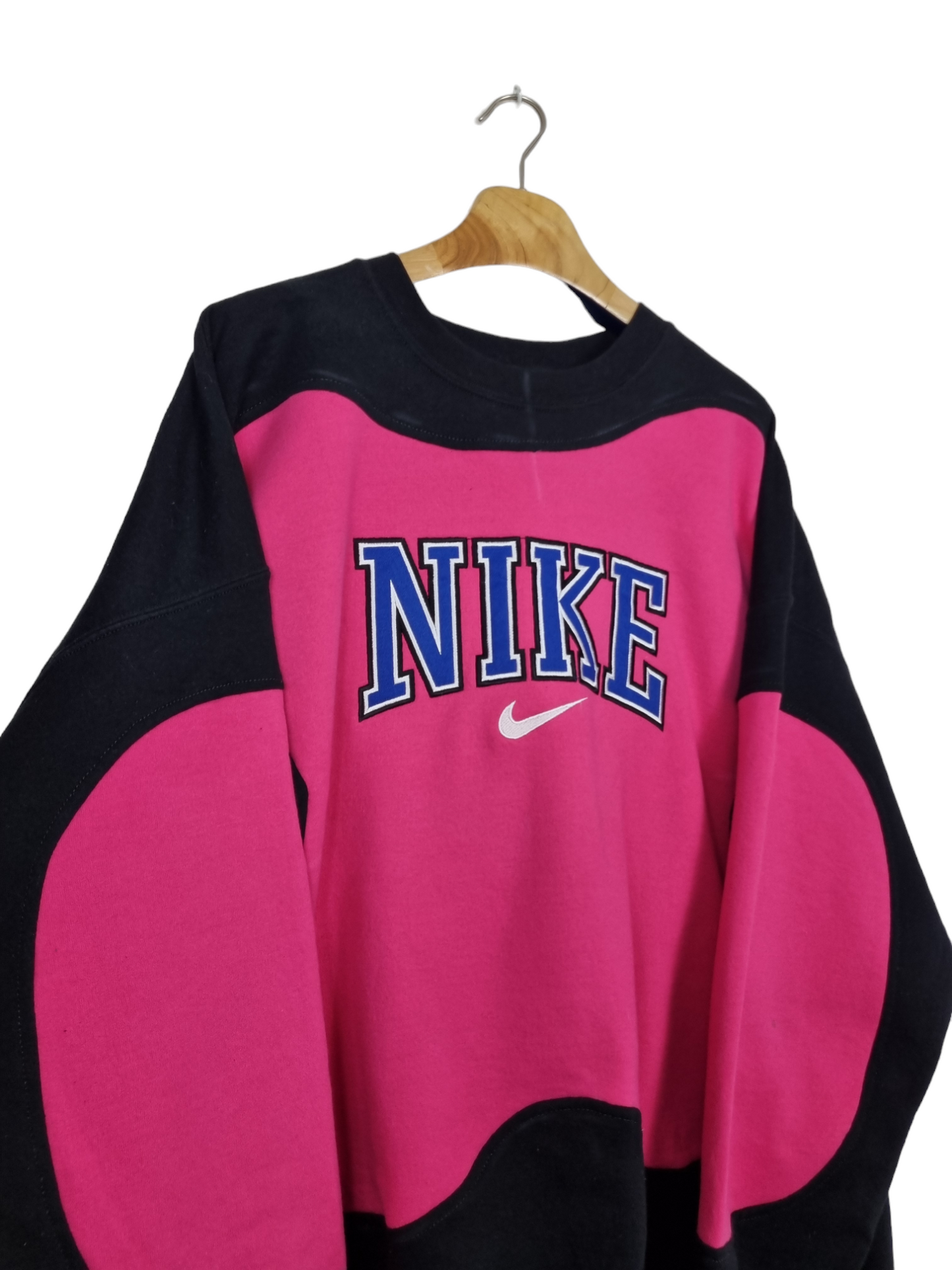 Nike 90s spell out sweater maat XL