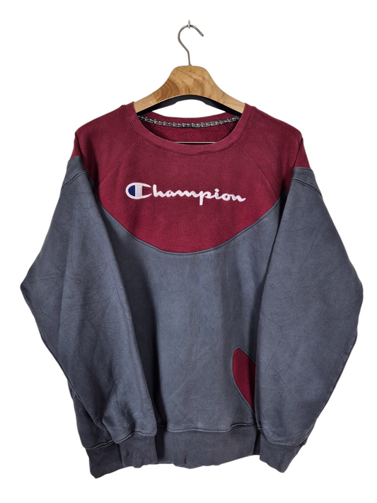 Champion embroidered text sweater maat M