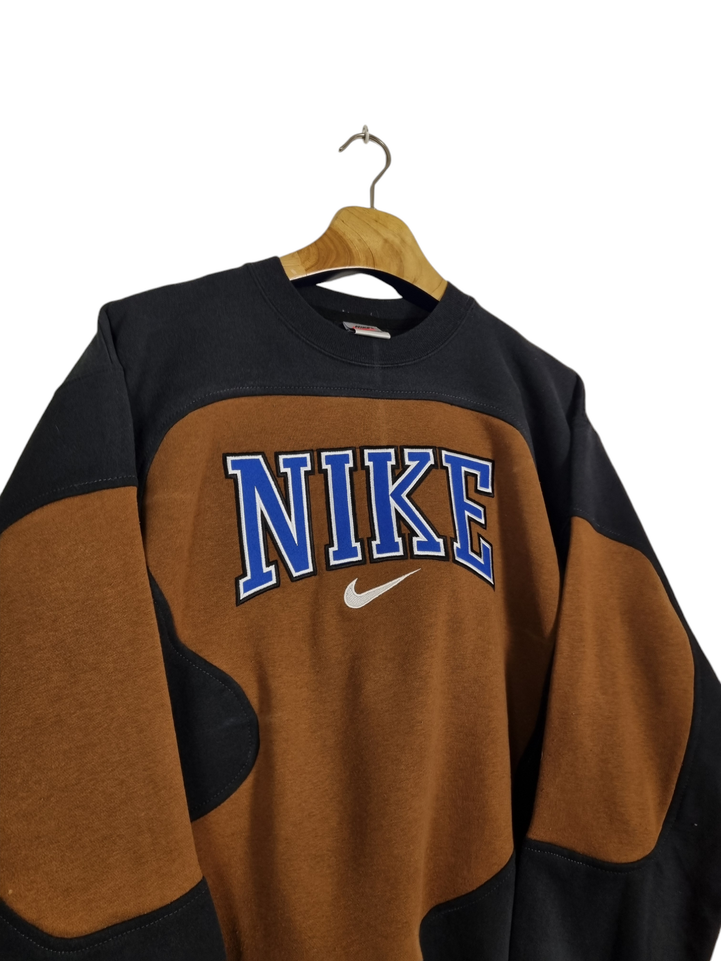 Nike 90s spell out sweater maat S