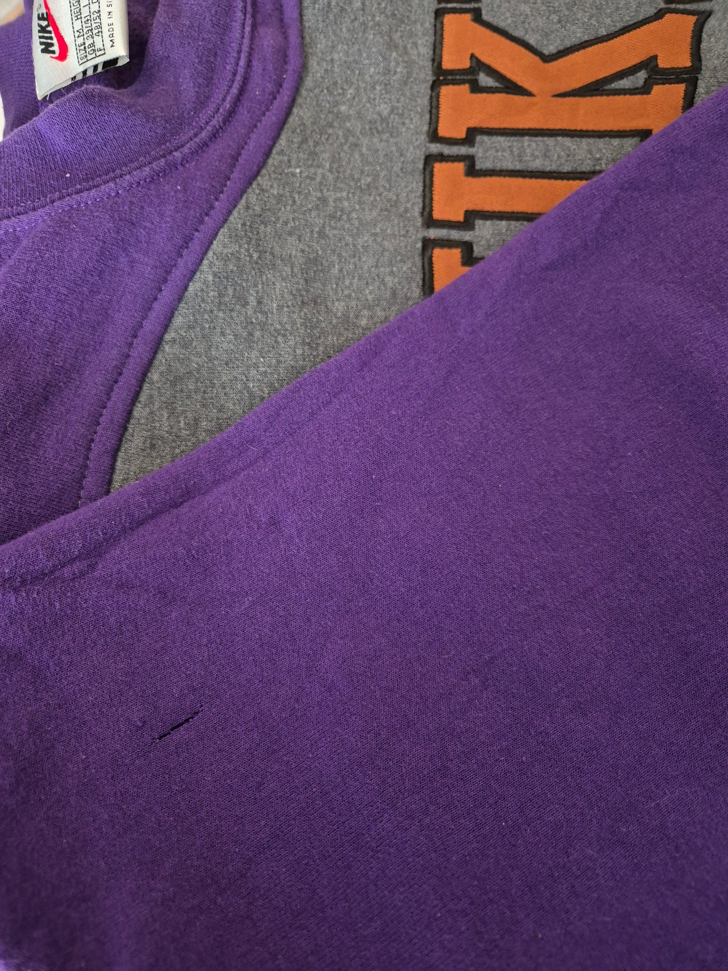 Nike 90s spell out sweater maat M