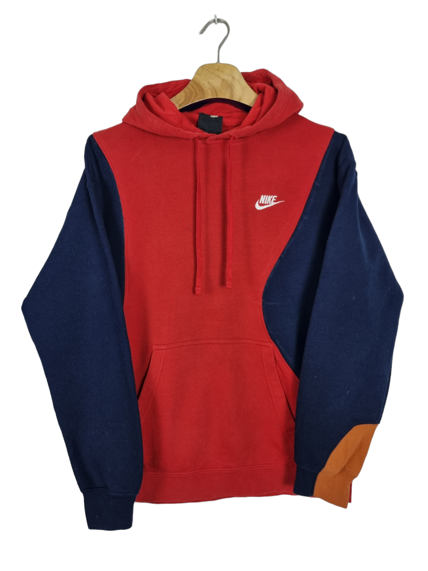 Nike chest logo hoodie maat M