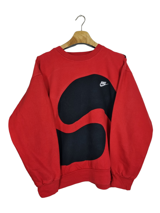 Nike chest logo sweater maat L