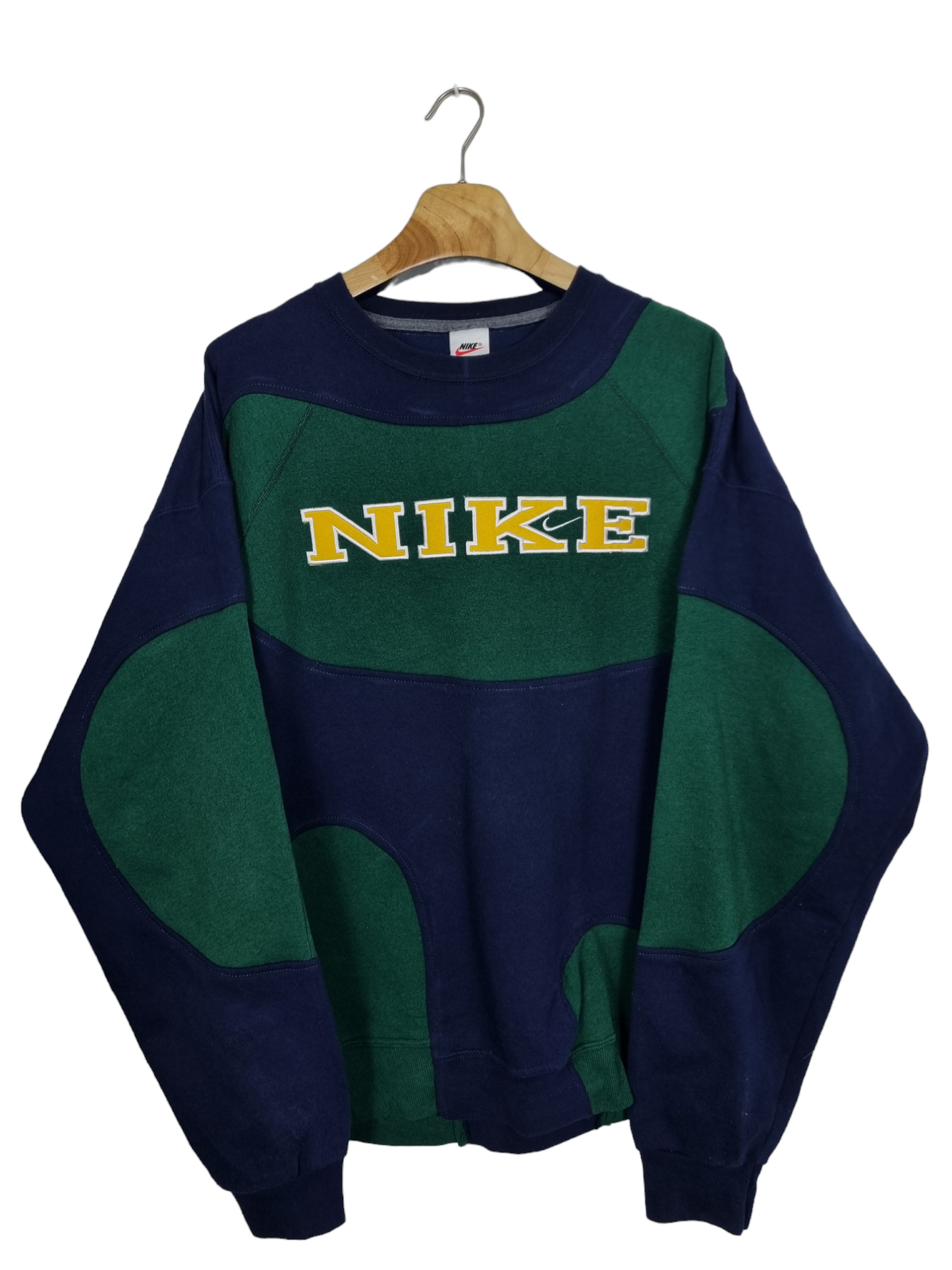 Nike 90s sweater maat L