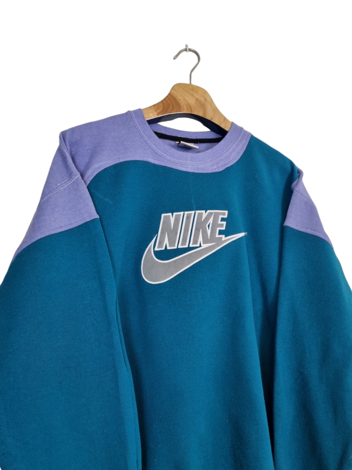 Nike 90s swoosh logo sweater maat  M