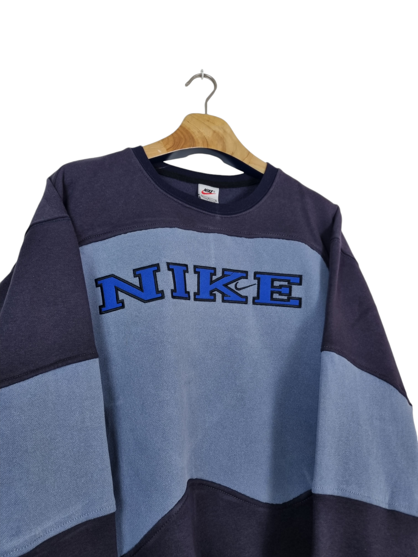 Nike 90s spell out sweater maat S